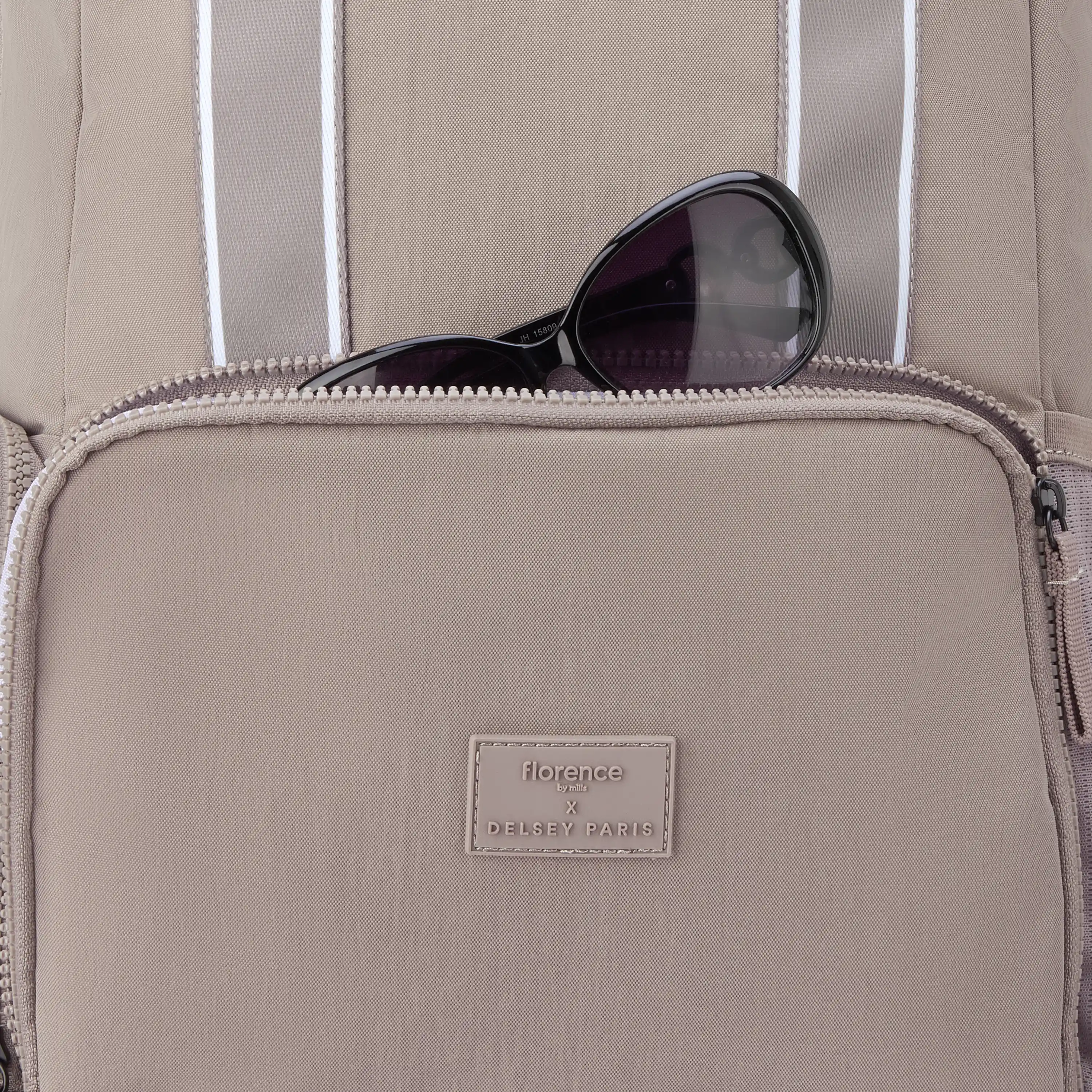 CAREFREE - Laptop Backpack - Image 36