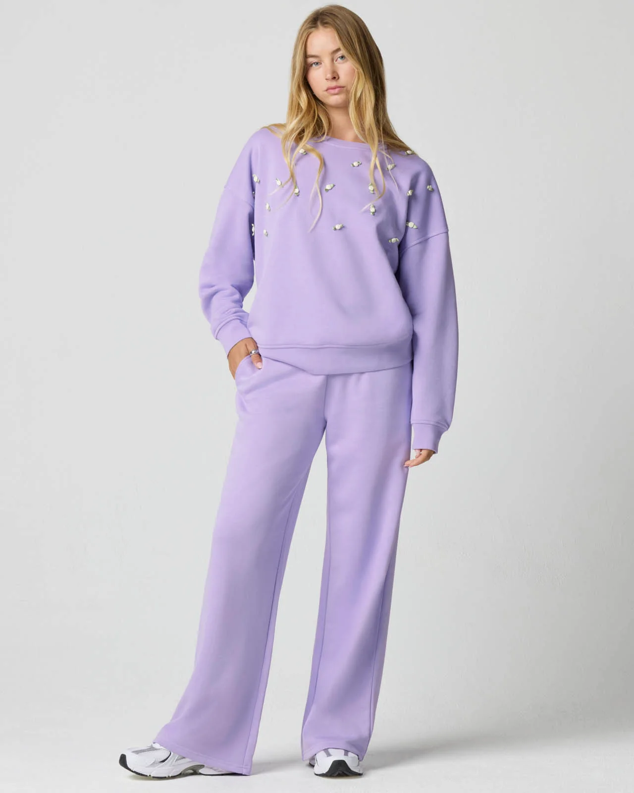 Cozy Crush Rosette Wide Leg Sweatpant - Image 12
