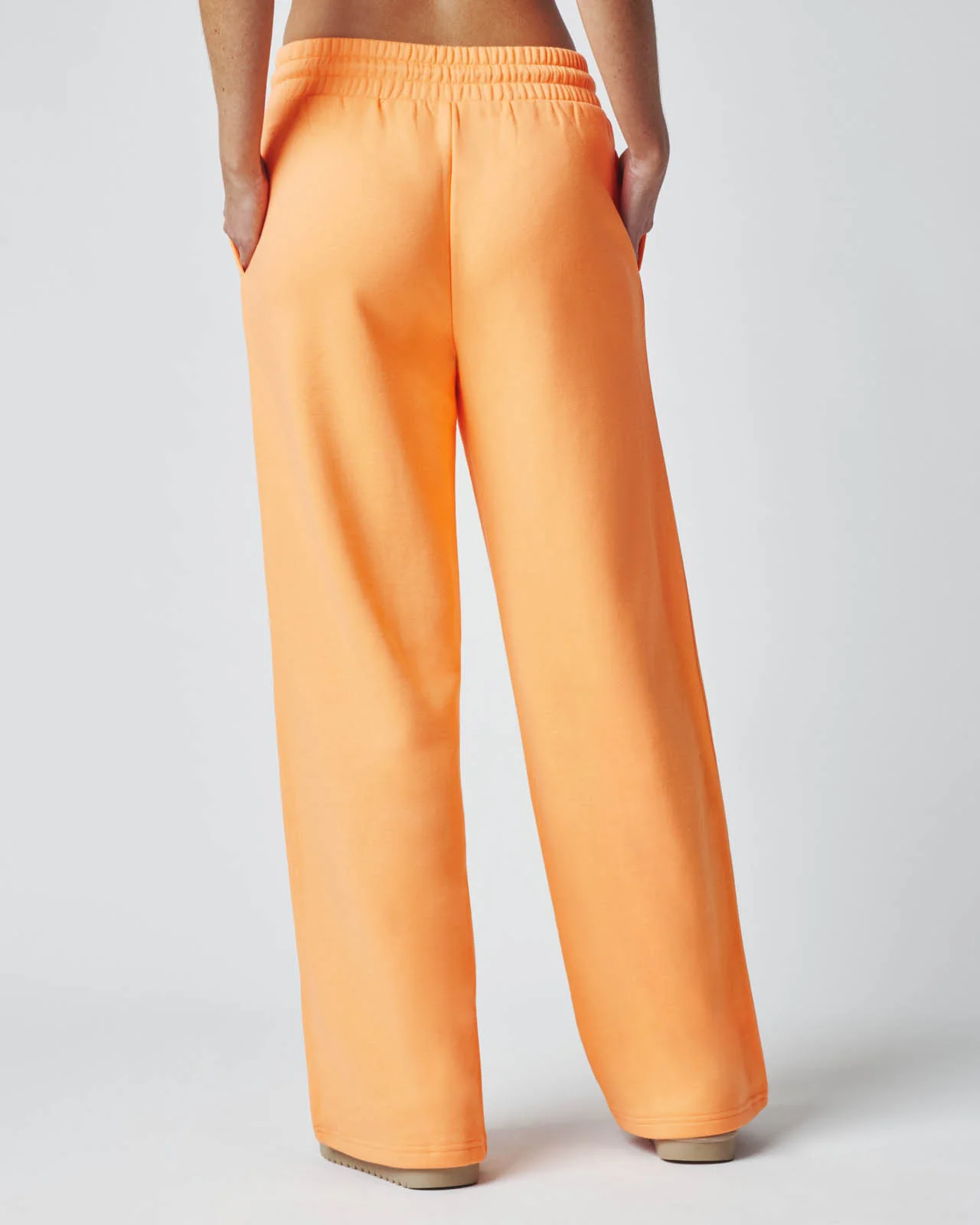 Cozy Crush Wide Leg Sweatpant - Image 15
