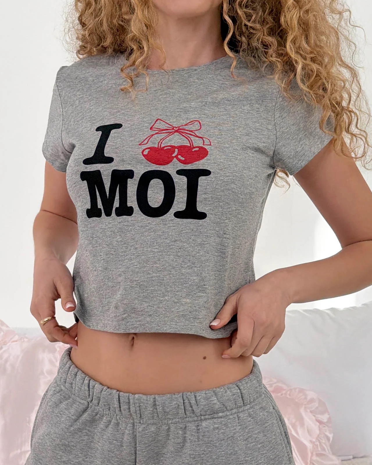 Crop Graphic Tee - Image 3