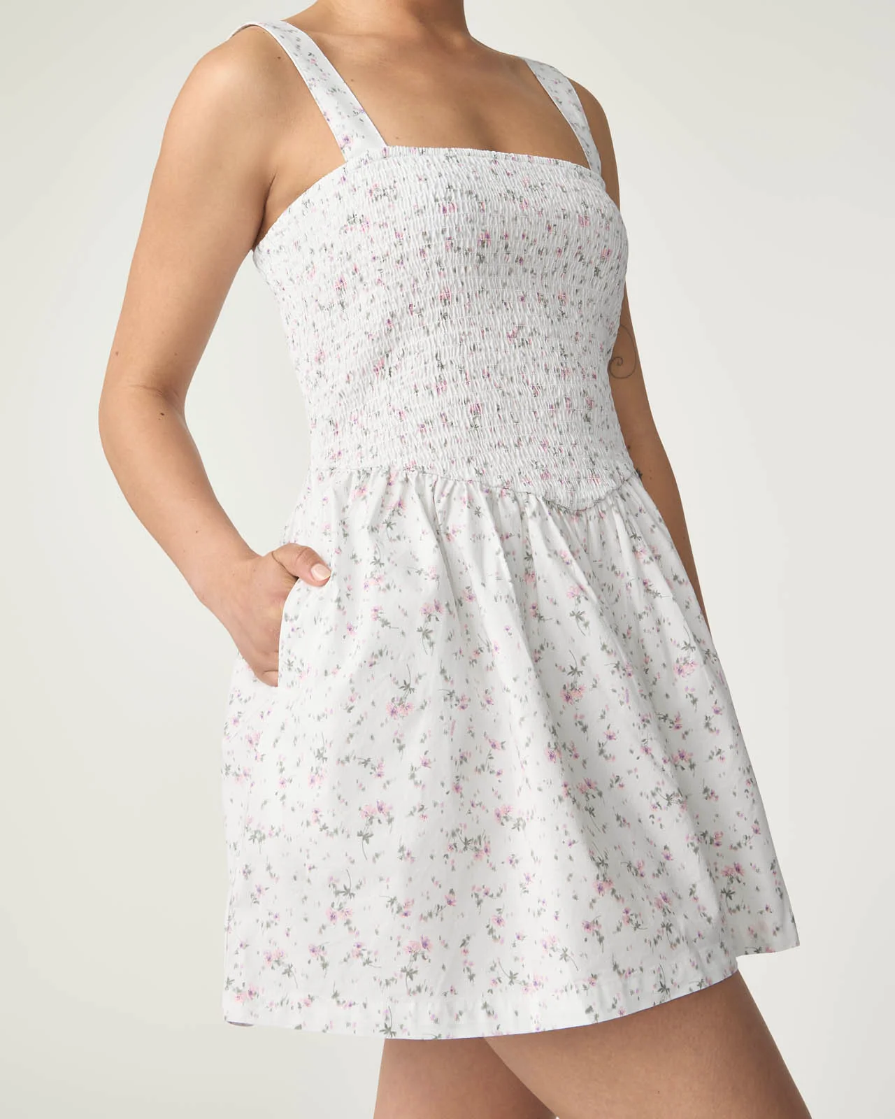Garden Party Smocked Front Dress - Image 11