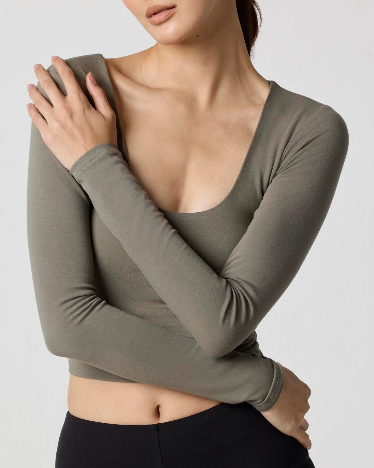 Power Mesh Plunge Long Sleeve - Image 15