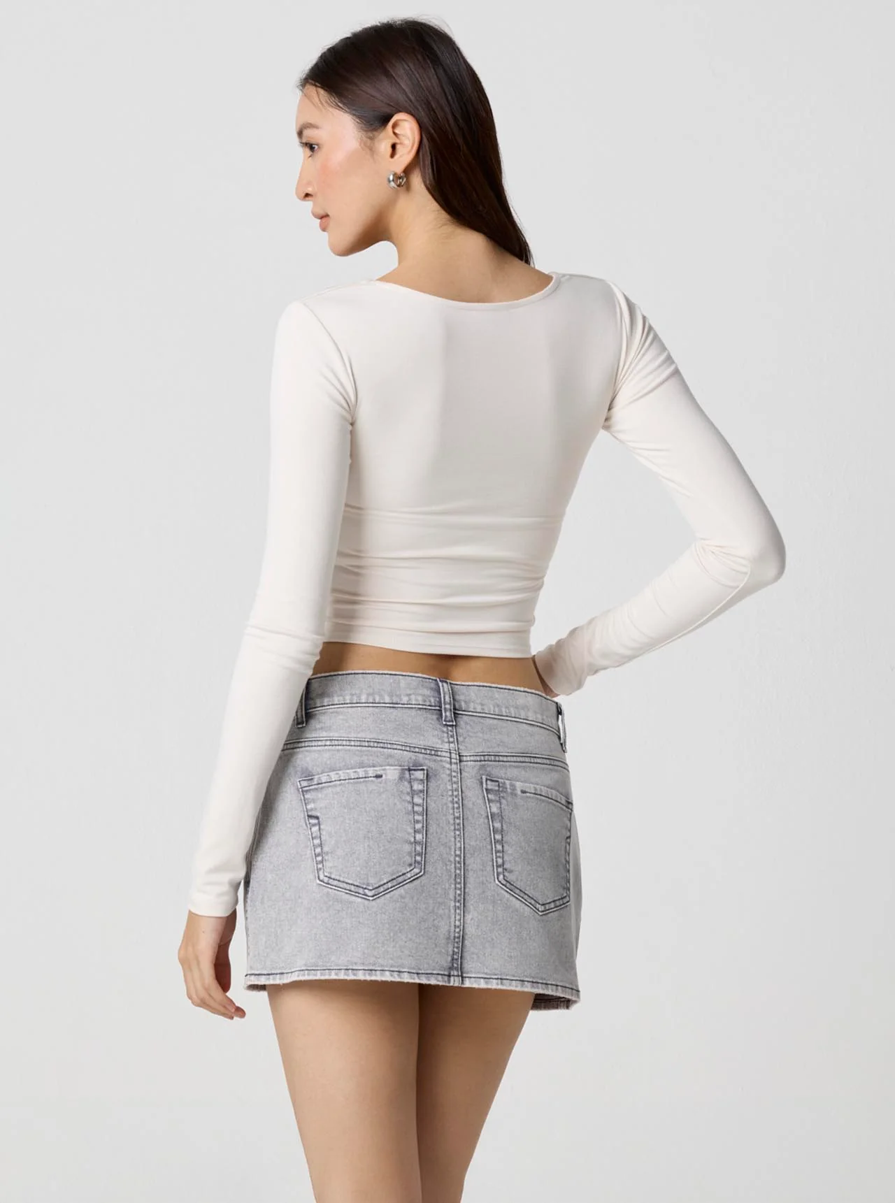 Power Mesh Plunge Long Sleeve - Image 3