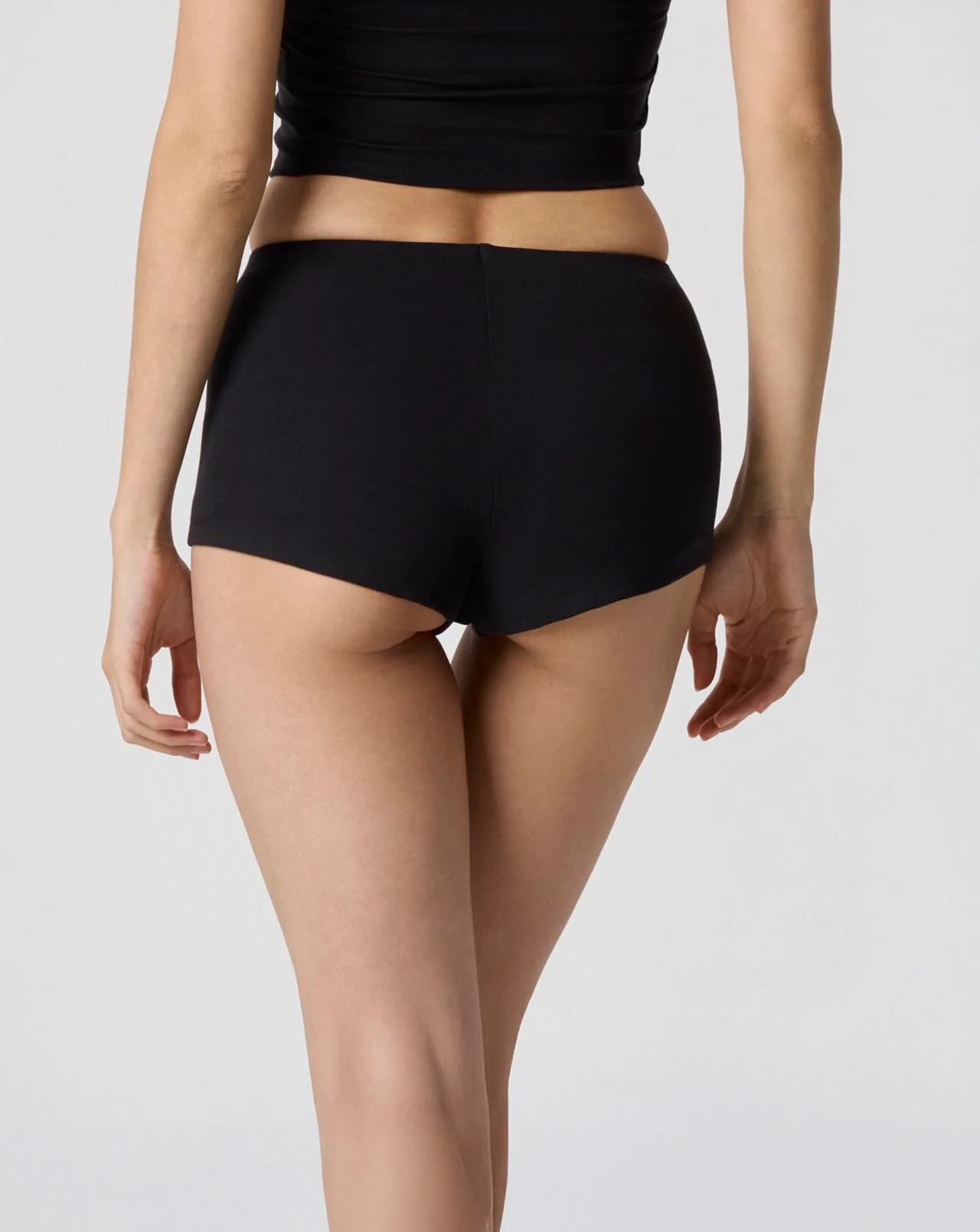 Power Mesh Shortie - Image 4