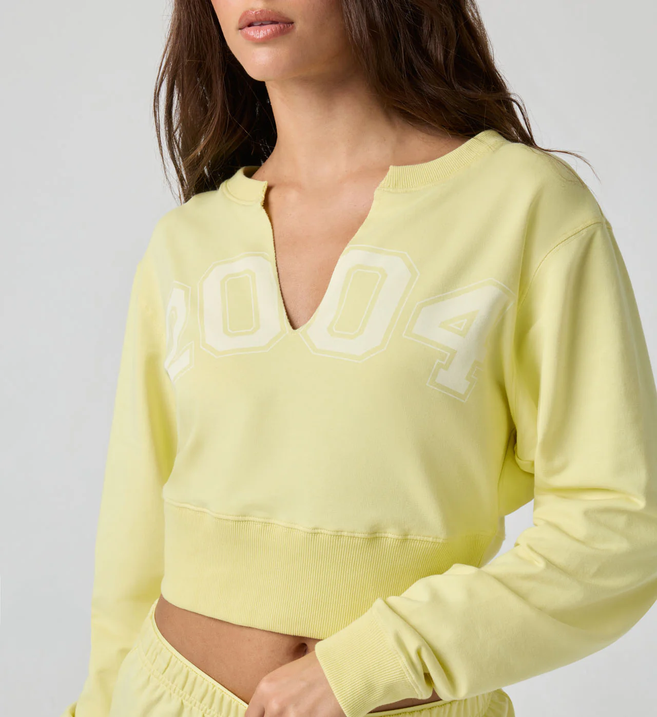 Sporty Terry 2004 Cropped Pullover - Image 17