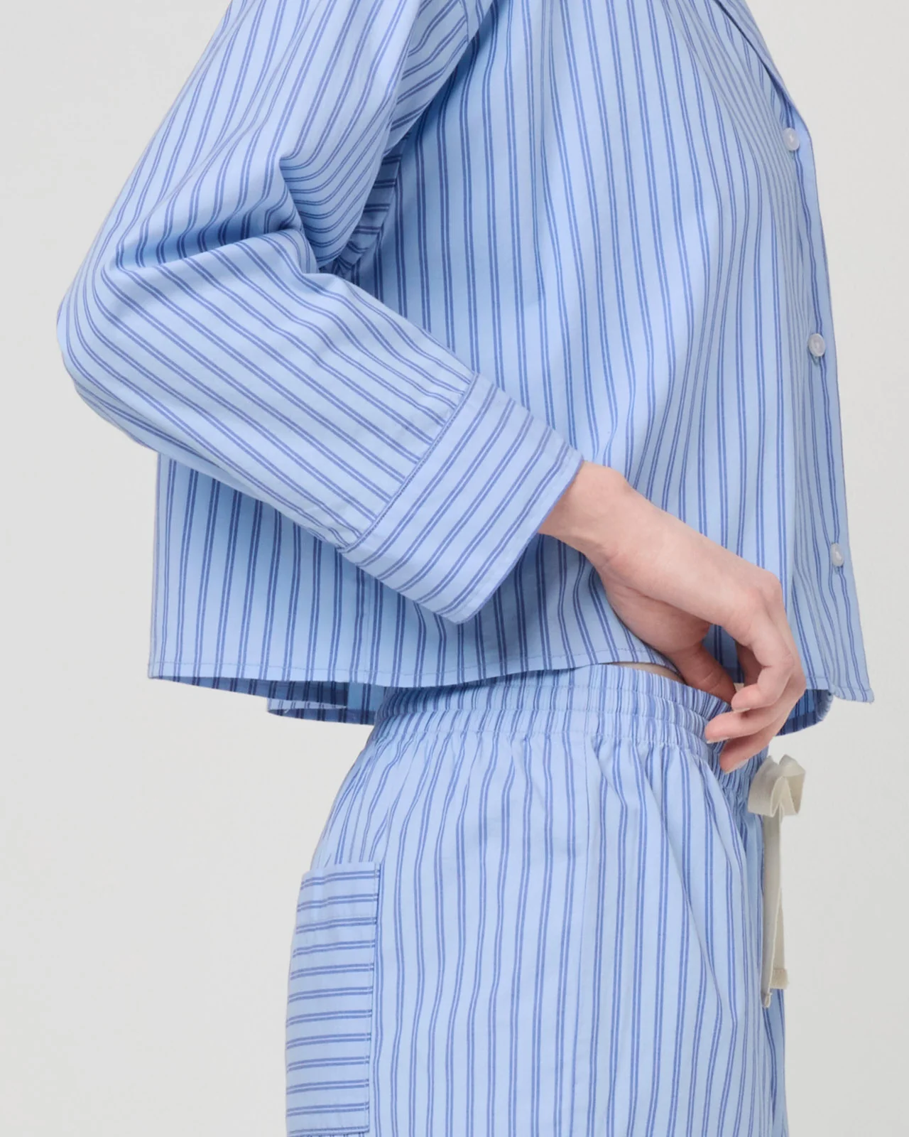Villa Poplin Stripe Crop Shirt - Image 33